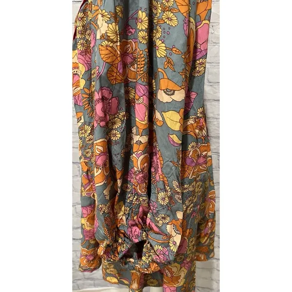 RusttyDustty Boho Floral Long Sleeve Button Front Shorts Romper Size 0XL - Image 4
