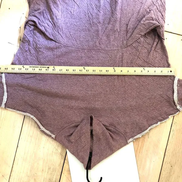 We the Free Free People Women's EUC Oversized Cowl Neck Sweater Pink/Mauve M - Image 6