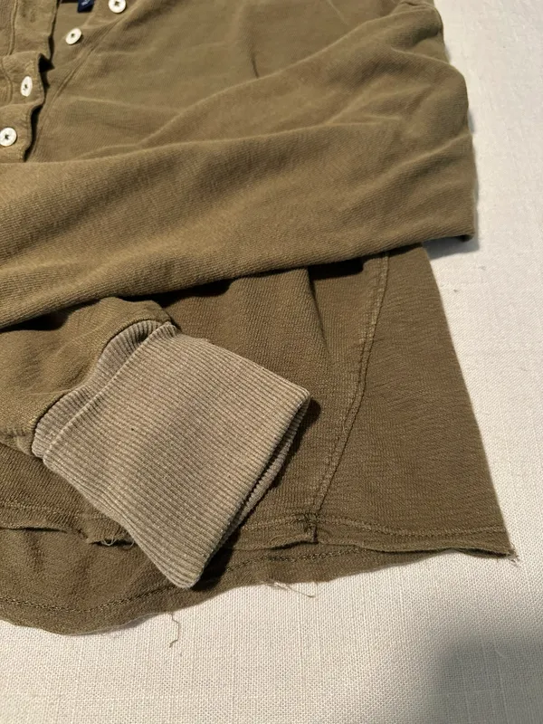 Universal Threads Long Sleeve Crop Top - Image 5