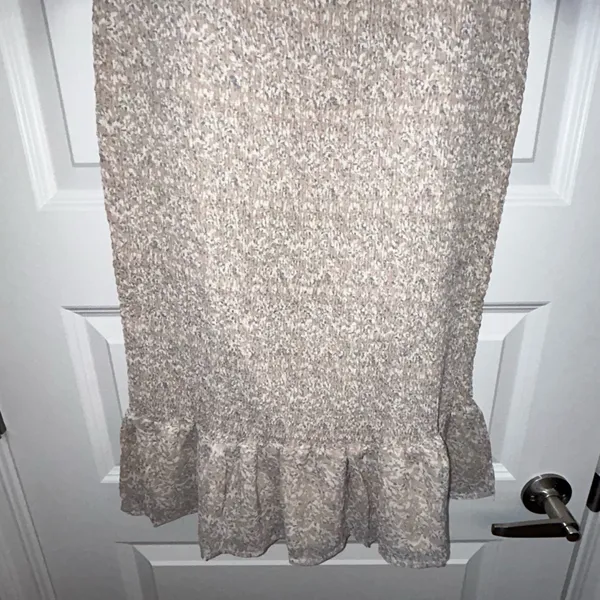 New, Worth Collective Cameron Smocked Ruffle Midi Dress Size M - Image 6