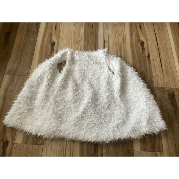 AMBIANCE OUTERWEAR White Cozy Women’s Vest - Image 8