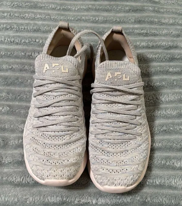 APL Women's TechLoom Wave Running Shoe Size 7 - Image 3
