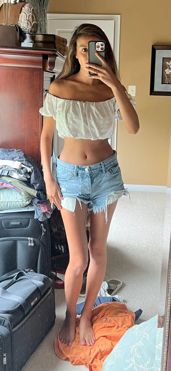 Cropped Off The Shoulder Shirt - Image 5