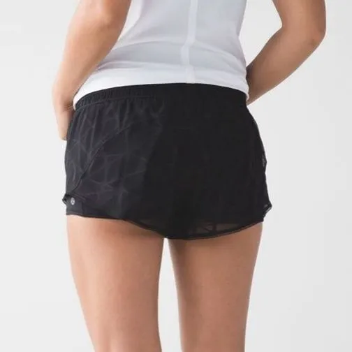 EUC Lululemon Black City Sky Run By Short w/ Luxtreme Liner + Pockets, Size 2 - Image 2