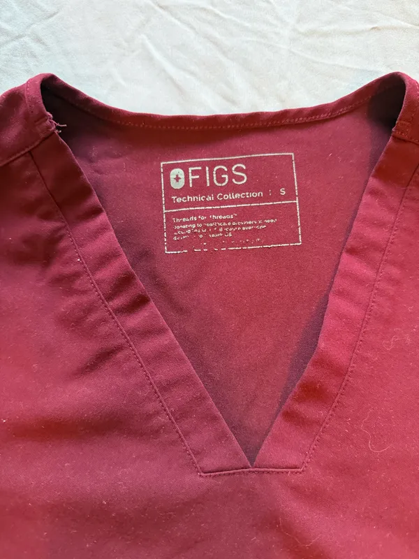 FIGS Scrub Top - Image 2