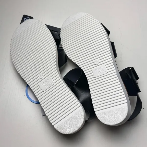 Time and Tru Adjustable Ankle Strap So Comfortable Black Sandals Sz 8.5 NWT - Image 11