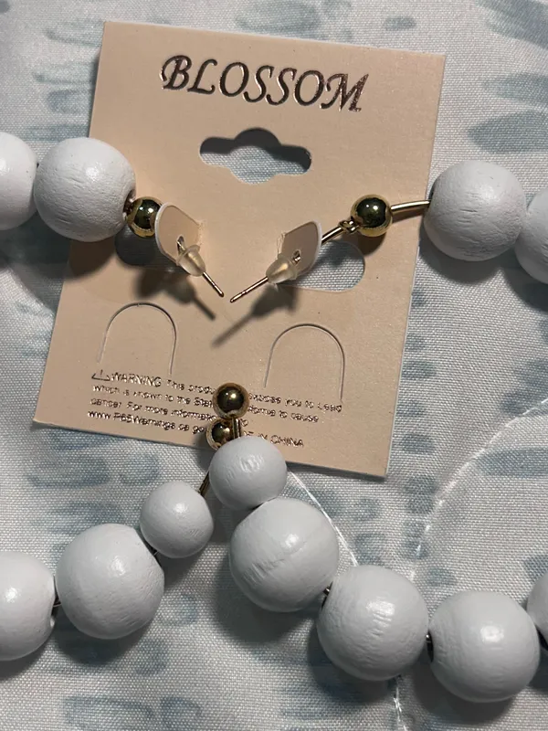 Blossom White Wooden Beaded Hoop Earrings with Gold Accents - Image 2