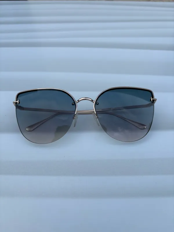 Tom Ford Ingrid-02 TF 652 28P Cat-eye gradient smoke sunglasses rose gold metal frame - Image 17