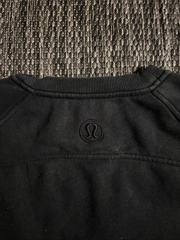 Lululemon Scuba Oversized Pullover *Wordmark SPELLOUT Small - Image 4