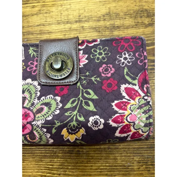 Bella & Taylor Brown Paisley Wallet‎ - Image 3