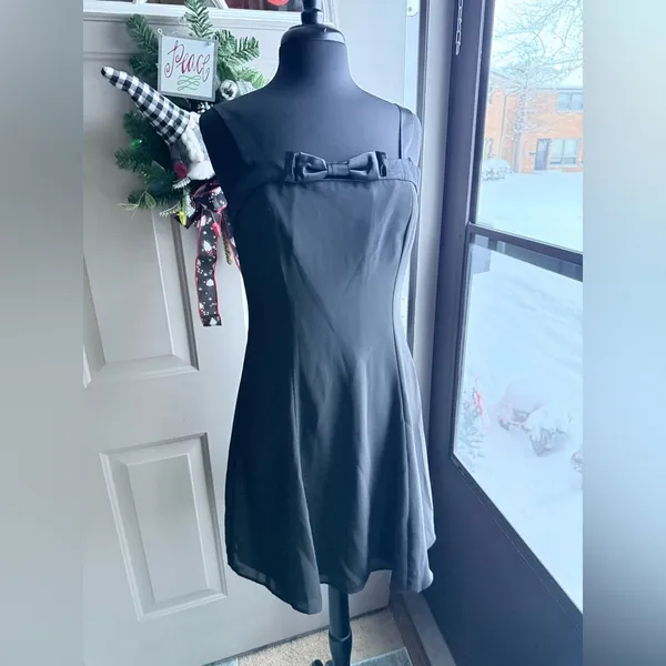 NWT Y2K mini black bow swing cocktail party dress, size 13/14 - Image 2