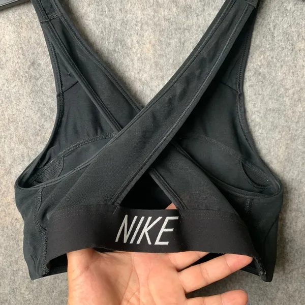 Nike Dri Fit Women Size Medium Black athletic Sports‎ Bra Mesh - Image 5