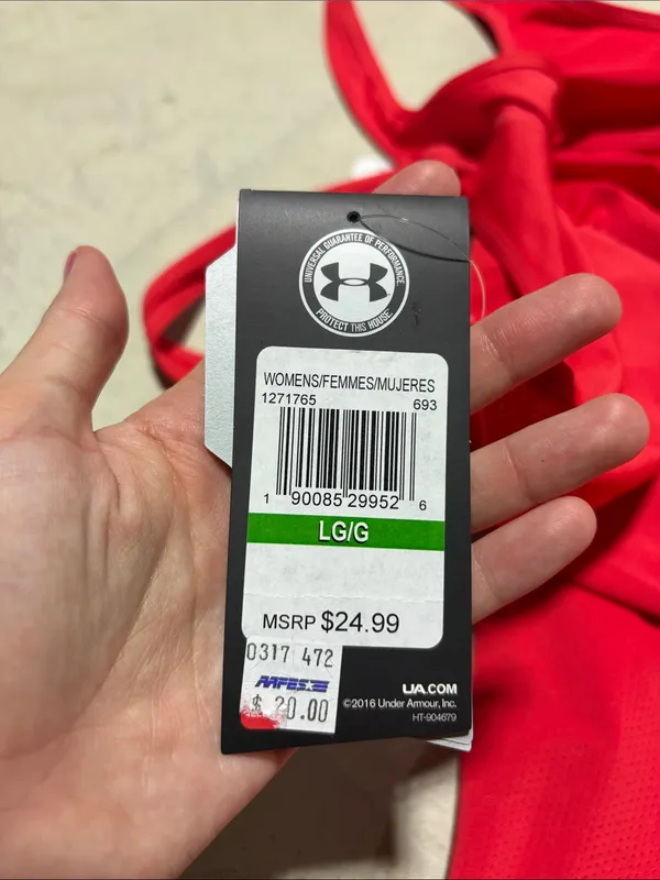 Under Armour NWT Women's Red Performance Racerback Tank large - Image 8