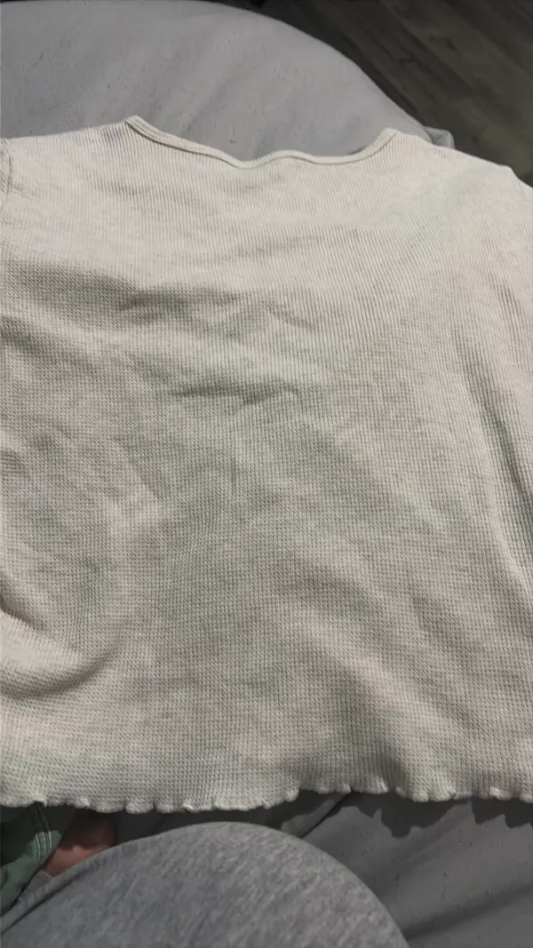 American Eagle Top Crop - Image 2