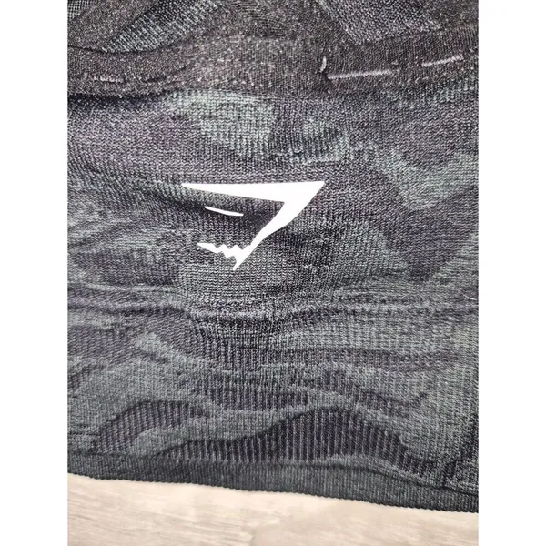 Gymshark Women's Black and Grey Bra - Image 3