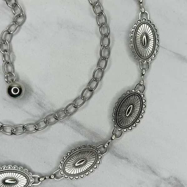 Western Concho Silver Chain Belt One Size (OS) ✨ - Image 6