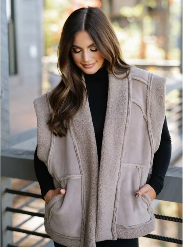 These Three Boutique Oversized vest taupe - Image 2