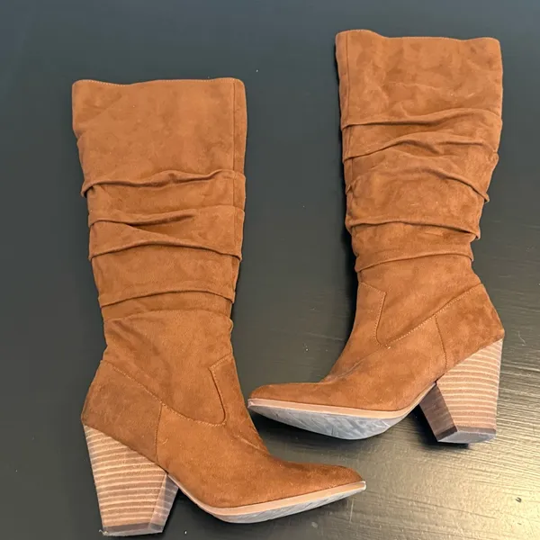 Carlos by Carlos Santana Tan Suede Heeled Boots‎ - Image 3