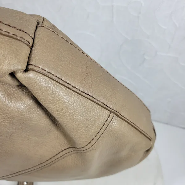 Fossil Maddox Leather Saddle Bag Taupe Tan Shoulder Turn Lock Flap Crossbody Y2K - Image 15
