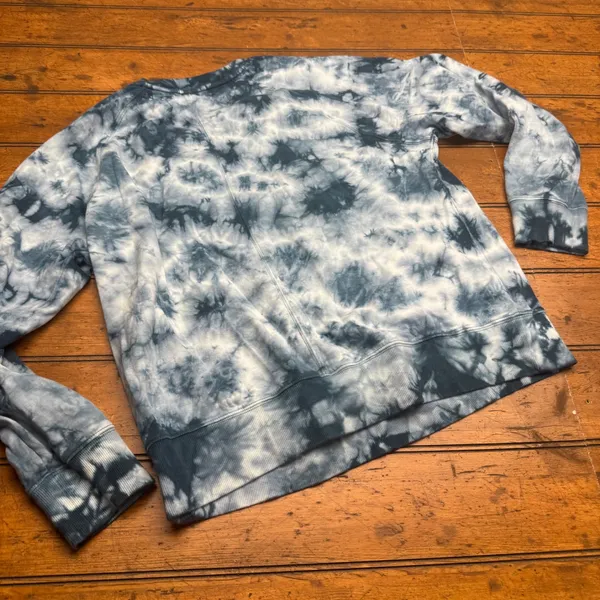 Athleta Tie Dye Crew Neck Sweatshirt Blue‎ White Gray Size S - Image 3