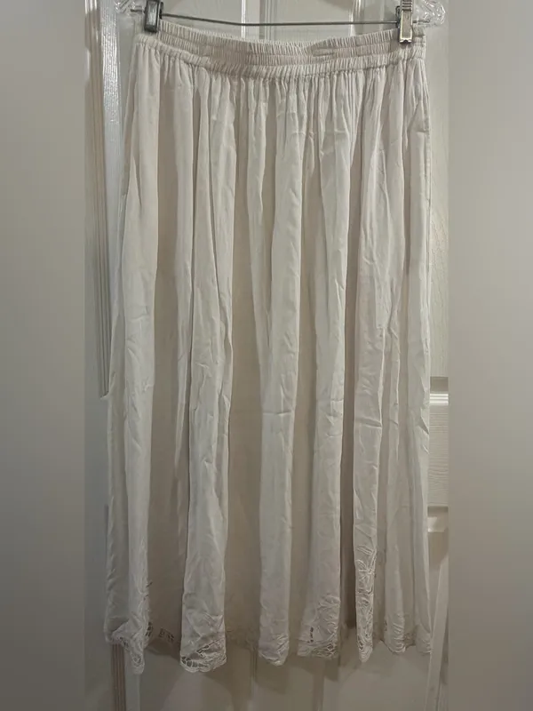 Fashion Bug White Rayon Maxi Skirt - Image 2