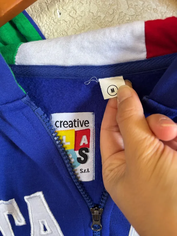 90s Italia Italy blue zip up hoodie - Image 7