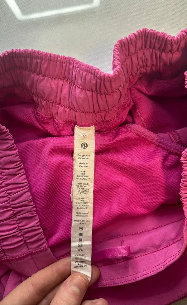 Lululemon Shorts Hot Pink - Image 4