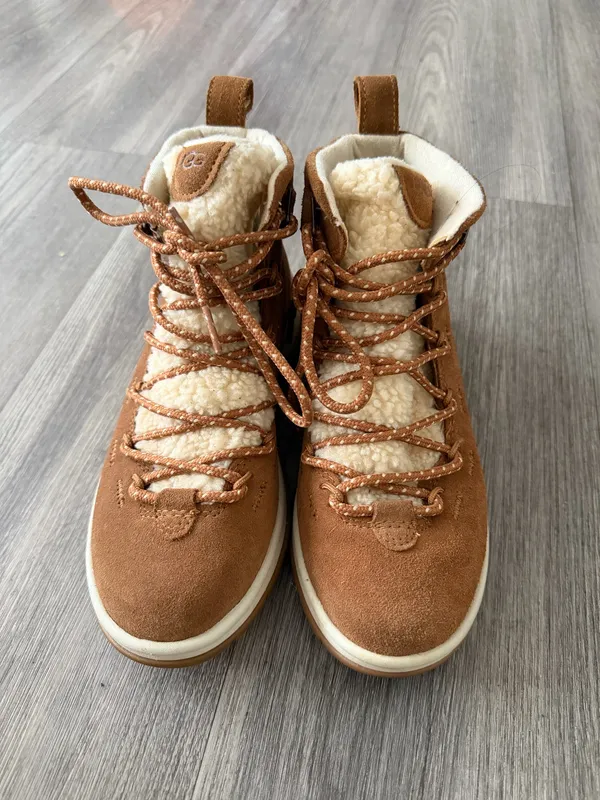 UGG Women’s Lakesider Boots Size 7 - Image 2
