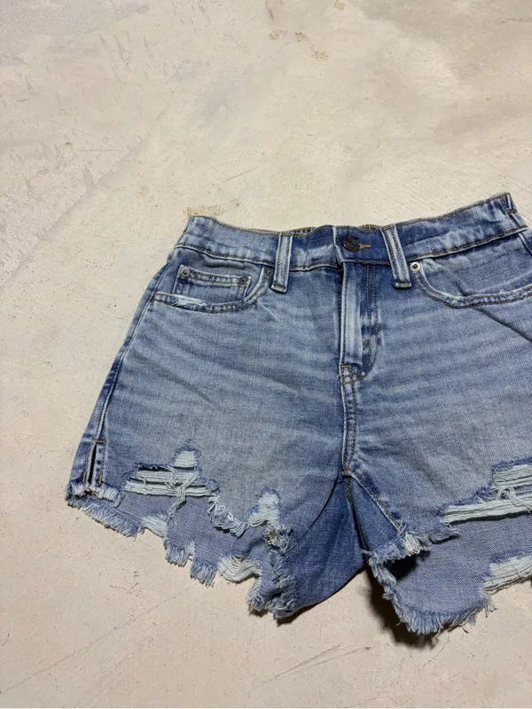 Aerie NWT Distressed Light Blue Denim Shorts XXS MSRP$59 - Image 3