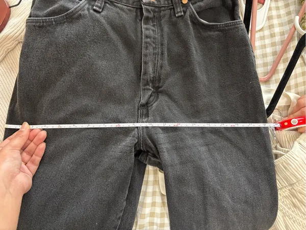 Vintage Wrangler Black High-Waist Straight Leg Jeans - Image 6