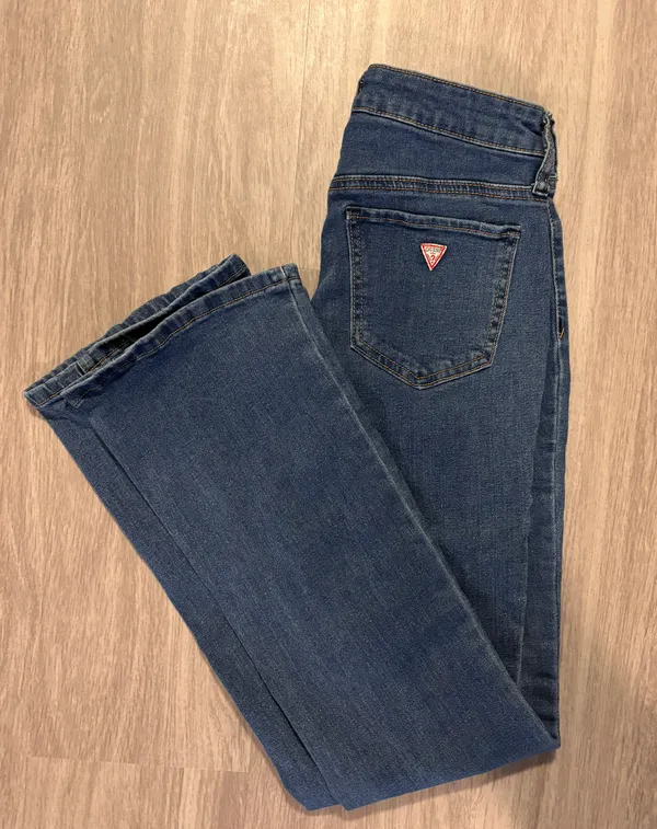 Guess Jeans - Image 2