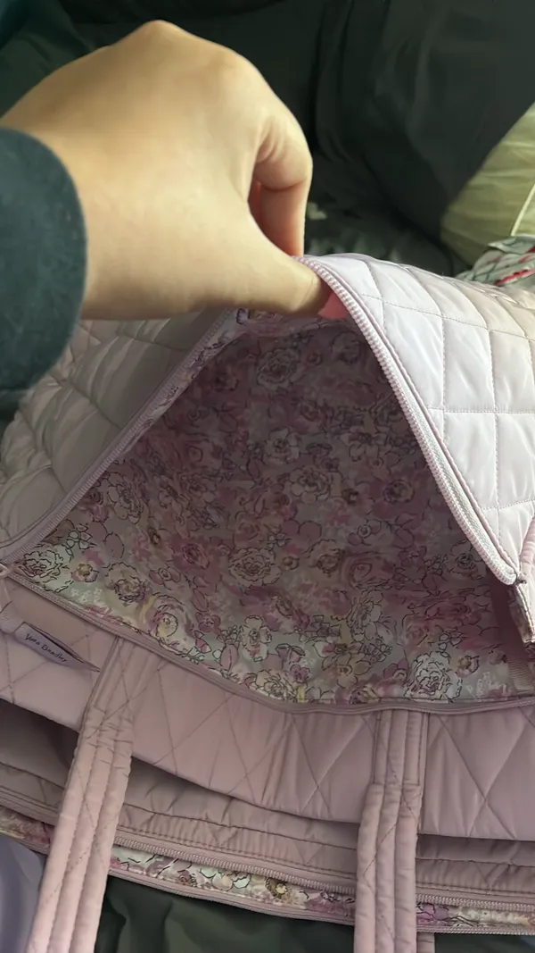 Vera Bradley Tote Bag Quilted - Image 5