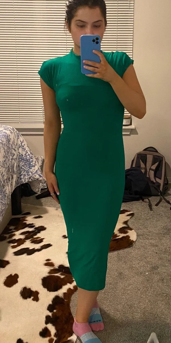 Vestique Silhouette Dress - Image 3