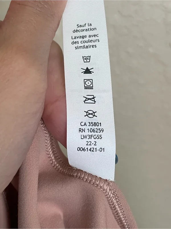 Lululemon Align T Shirt Size 4 Pink Clay Short Sleeve V Neck Buttery Soft - Image 4