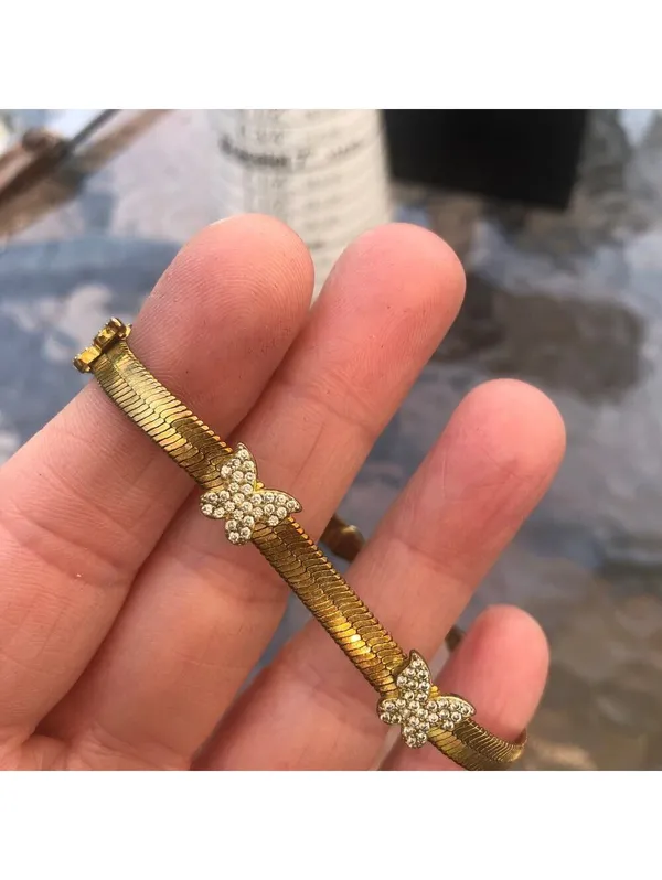 Vintage Women's Herringbone Pave Rhinestone Butterfly Gold Tone Bracelet - Image 4