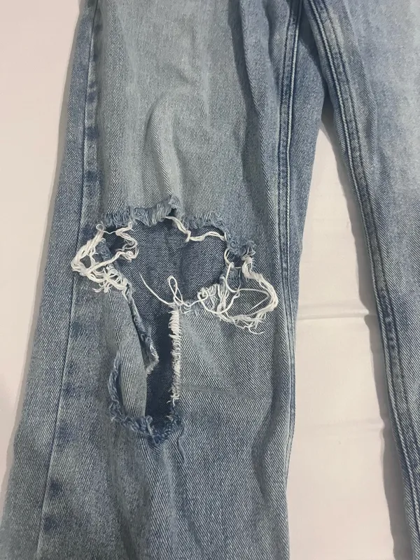 American Eagle Jeans - Image 6