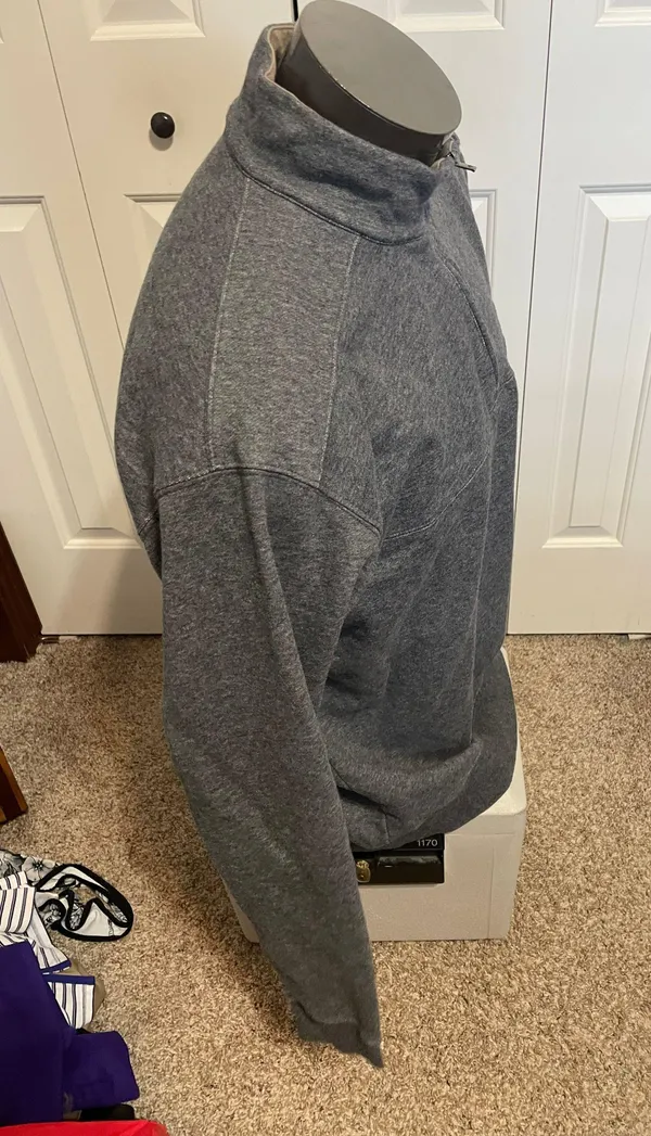 Mens XL Gray Half ZIP Pullover - Image 4