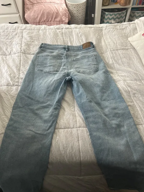 American Eagle Jeans - Image 2