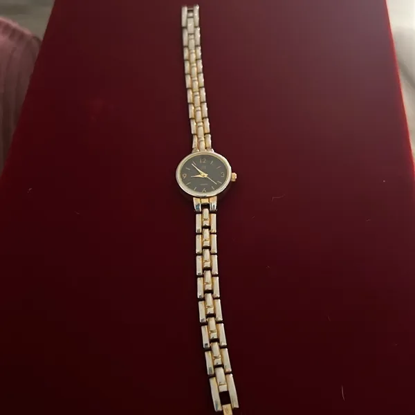 Vintage Ladies Watch - Image 4