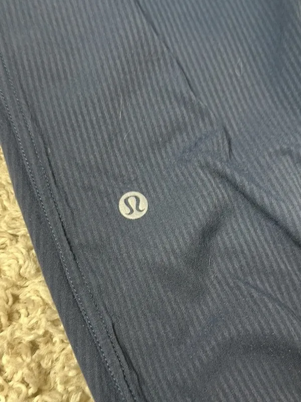 Lululemon Dance Studio Mid-Rise Cropped Pant True Navy Size 8 25” inseam - Image 4