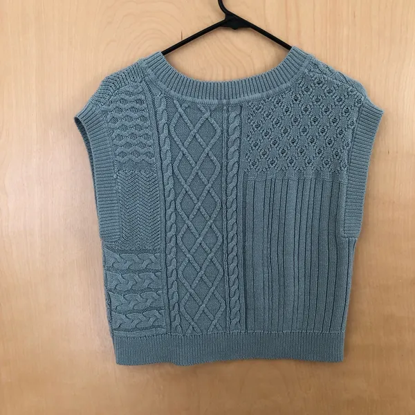Jessica Simpson Sweater Vest - Image 3