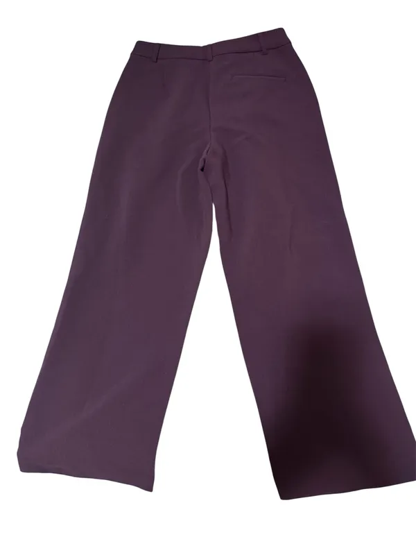 Old Navy Burgundy high-waisted wide-leg trousers. Used it once. Size 2 petite. - Image 6