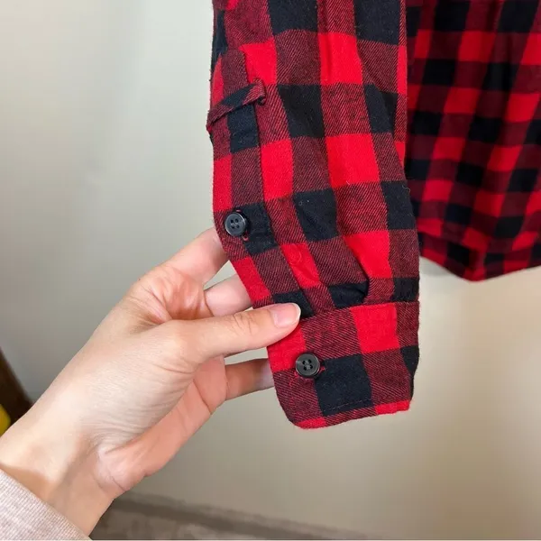 ✨‎ Madewell Women’s Red Black Buffalo Plaid Collared Long Sleeve Shirt Medium - Image 4