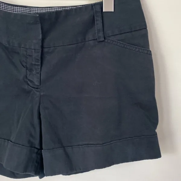 Express Shorts Black Cuffs Back Pockets Classic Trendy Summer size 12 - Image 2