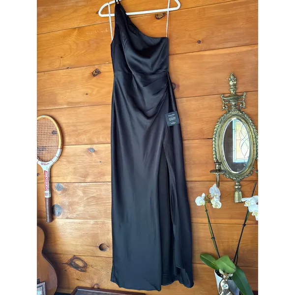 NWT Lulus Signature Elegance Black Satin One-Shoulder Maxi Dress Gala Banquet S - Image 2