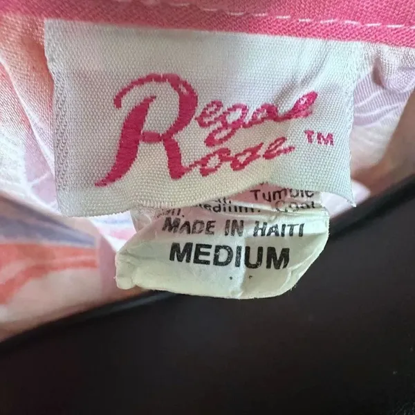 Vintage Regal Rose Floral Print Button Down Midi Dress ￼Size Medium - Image 2
