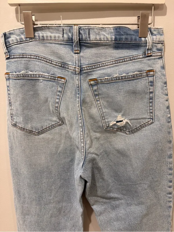 Abercrombie & Fitch Sz 29/8R Ankle Straight Ultra High Rise Light Wash - Image 6