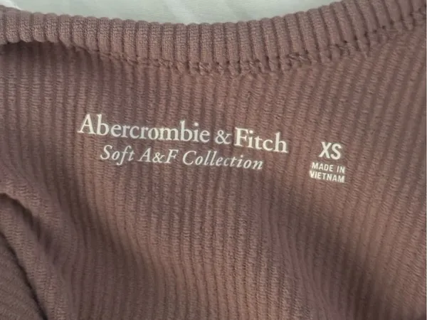 Abercrombie & Fitch Brown Ribbed Snap Up Henley Bodysuit - Image 4