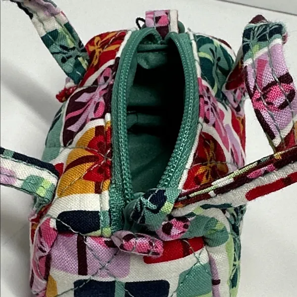 Vera Bradley Essential Duffel Bag Charm #187 - Image 4