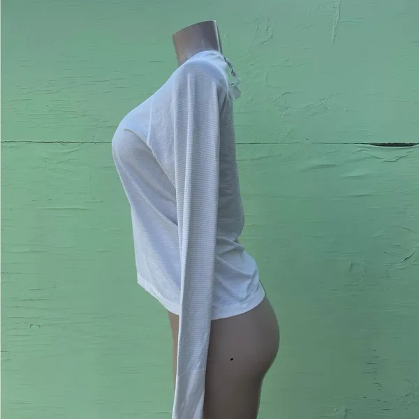 Lululemon Athletica White Fitted Long Sleeve Tee - Image 2